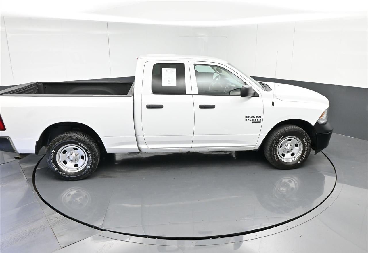 RAM 1500 Classic Tradesman Quad Cab 4WD 2019