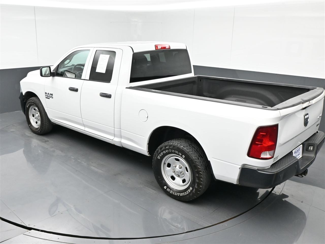 RAM 1500 Classic Tradesman Quad Cab 4WD 2019