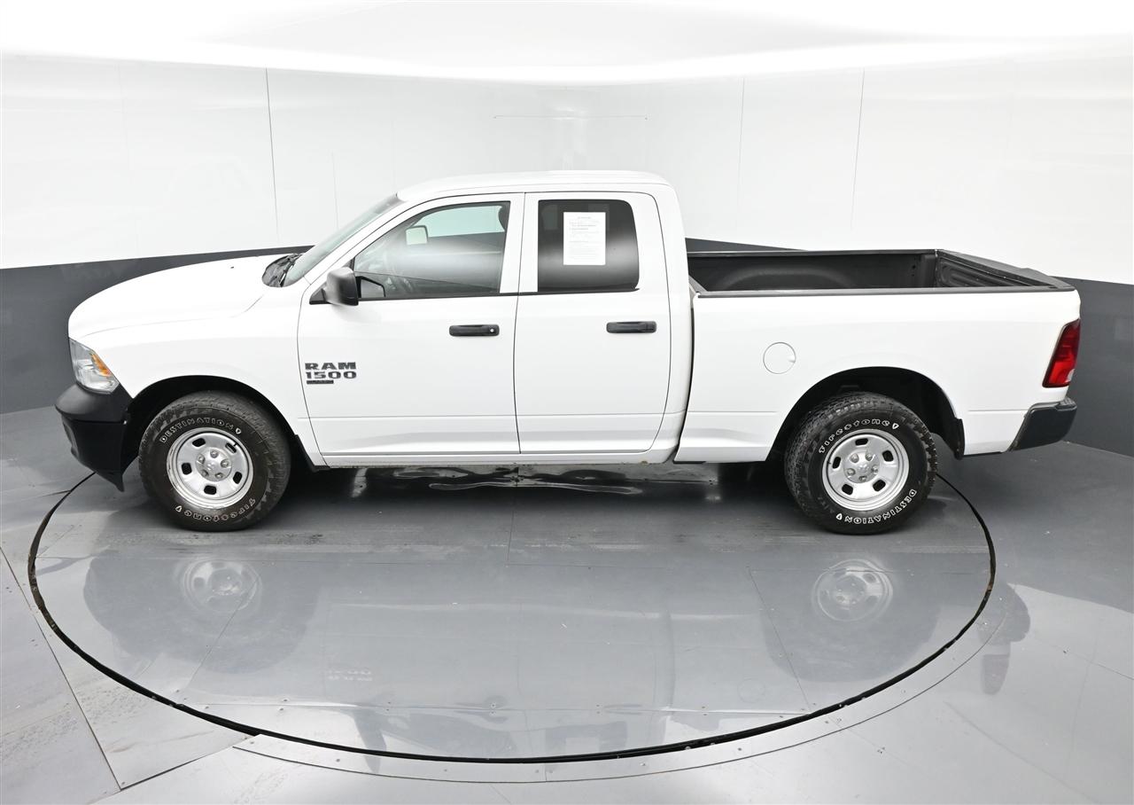 RAM 1500 Classic Tradesman Quad Cab 4WD 2019