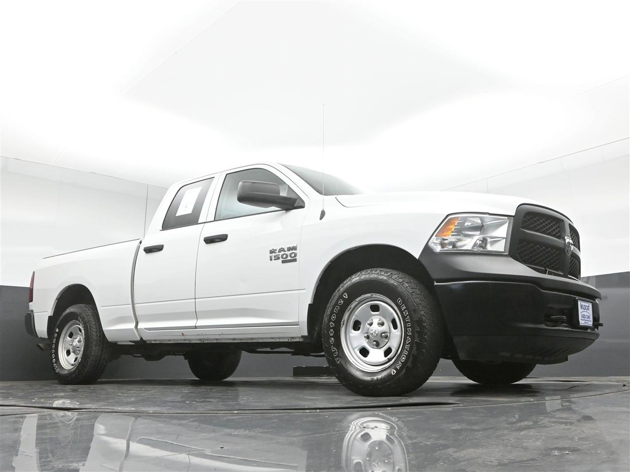 RAM 1500 Classic Tradesman Quad Cab 4WD 2019