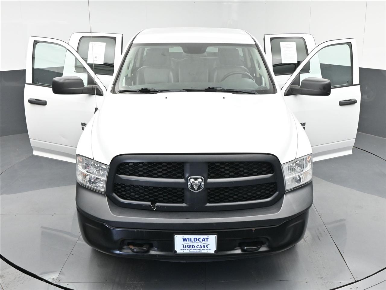 RAM 1500 Classic Tradesman Quad Cab 4WD 2019