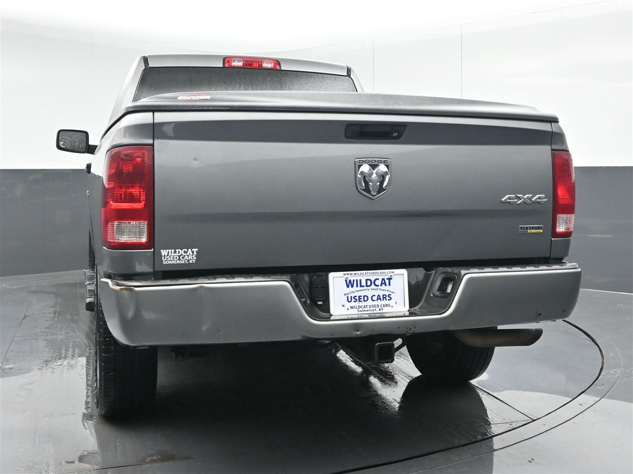 Dodge 1500 ST Quad Cab 4WD 2010