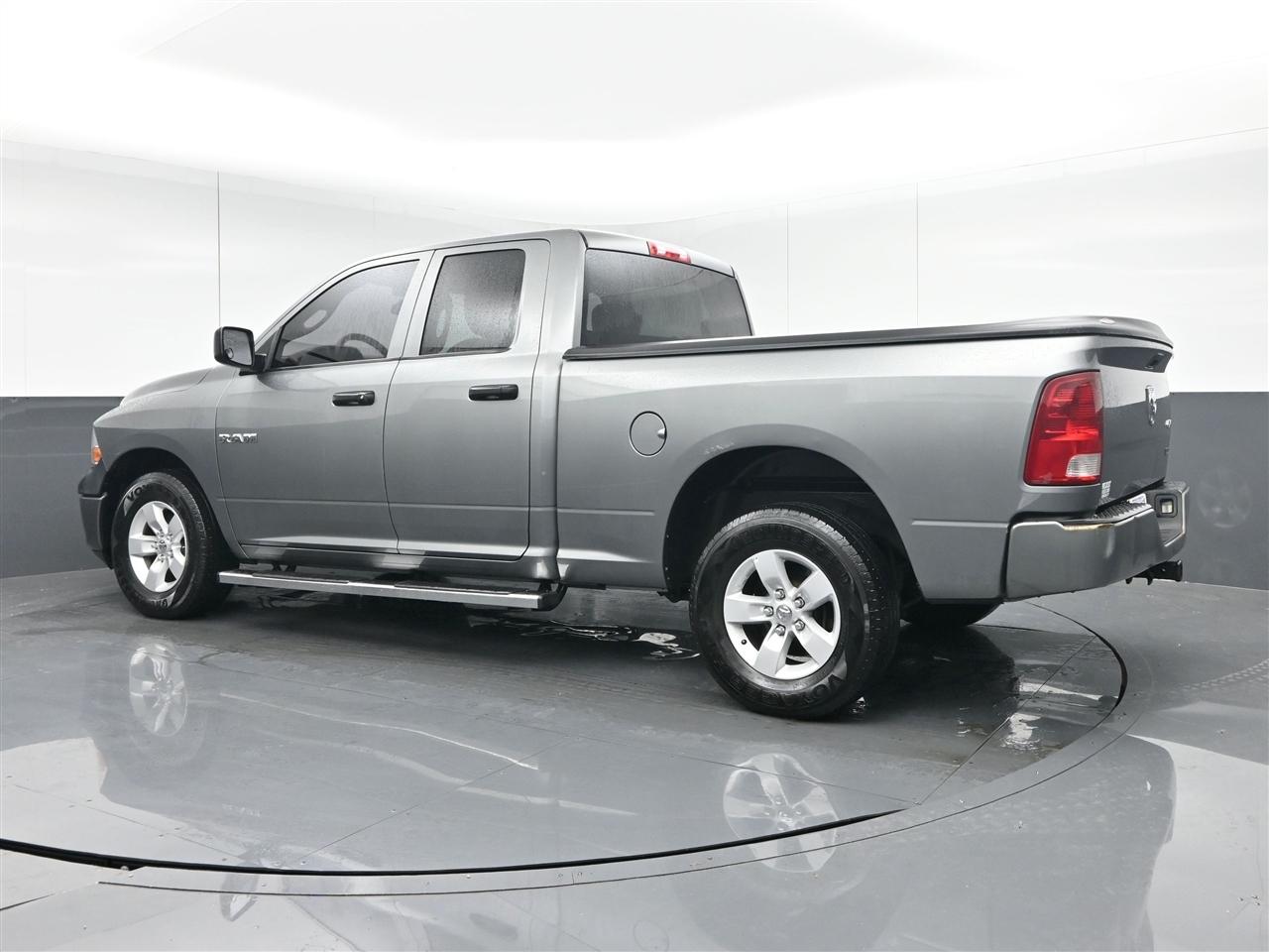 Dodge 1500 ST Quad Cab 4WD 2010