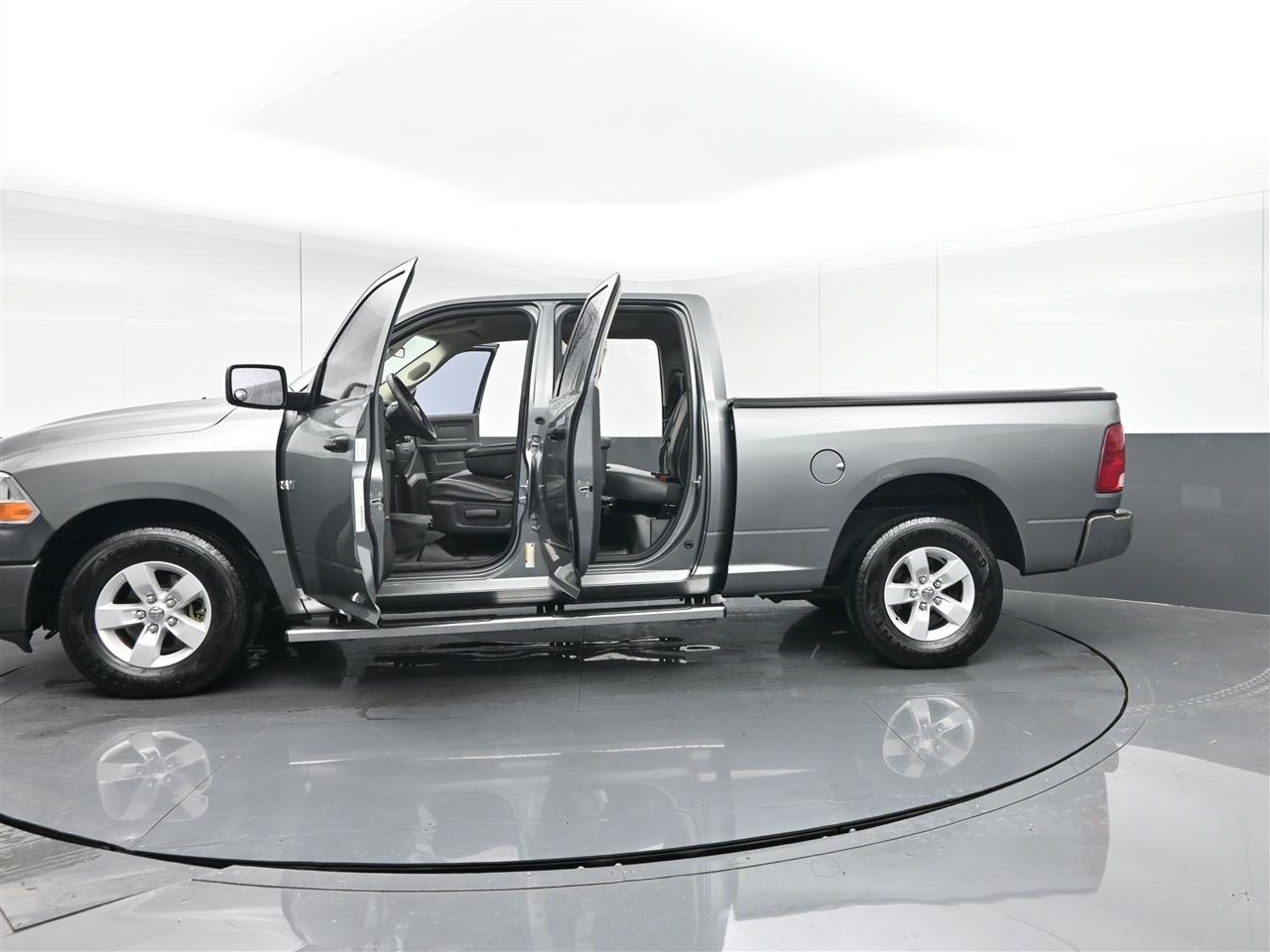 Dodge 1500 ST Quad Cab 4WD 2010