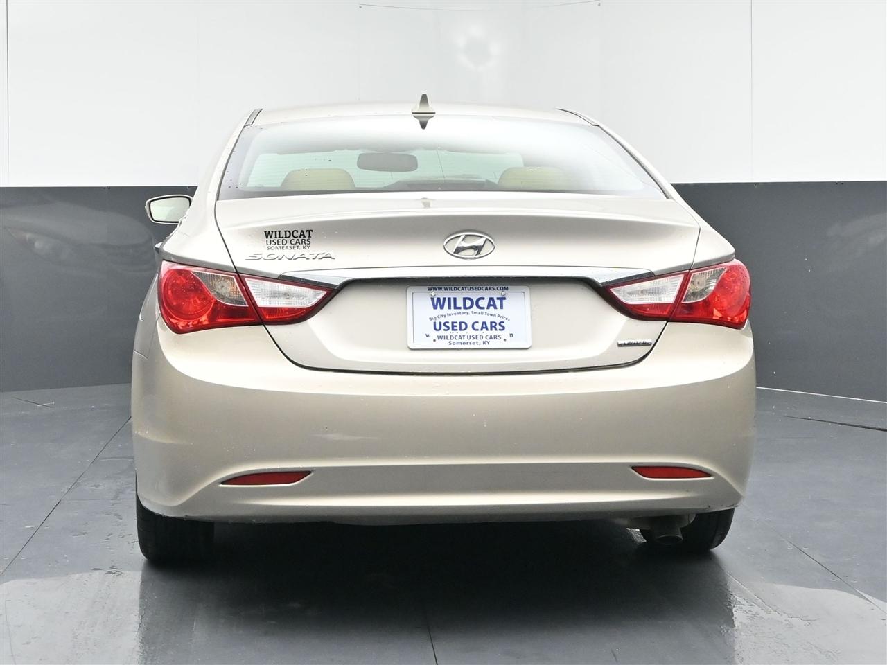 Hyundai Sonata Limited Auto 2011