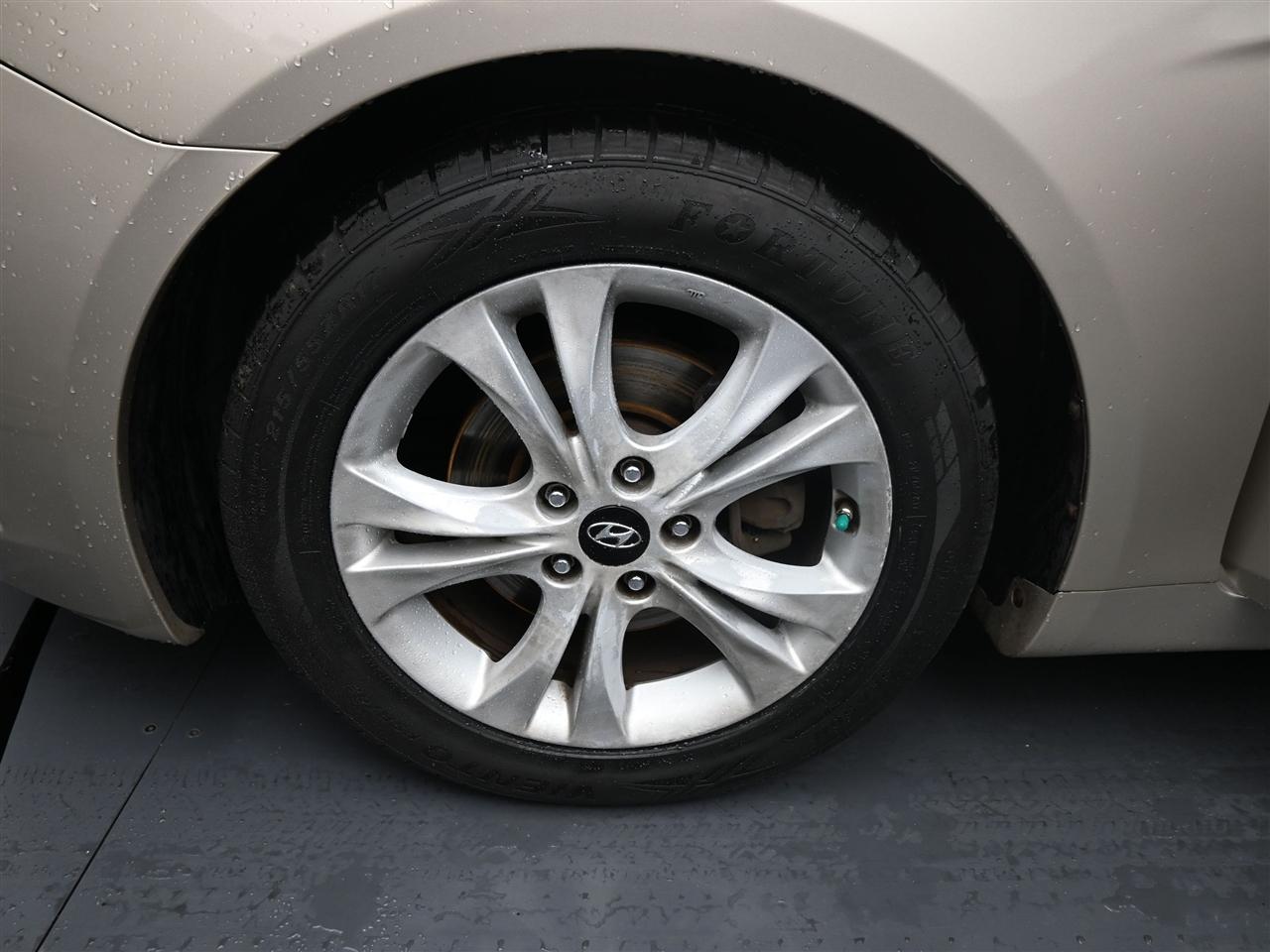 Hyundai Sonata Limited Auto 2011