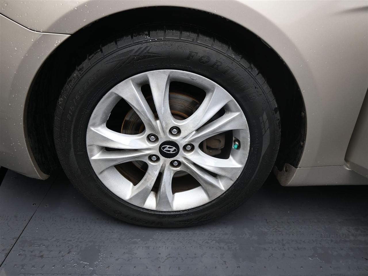 Hyundai Sonata Limited Auto 2011