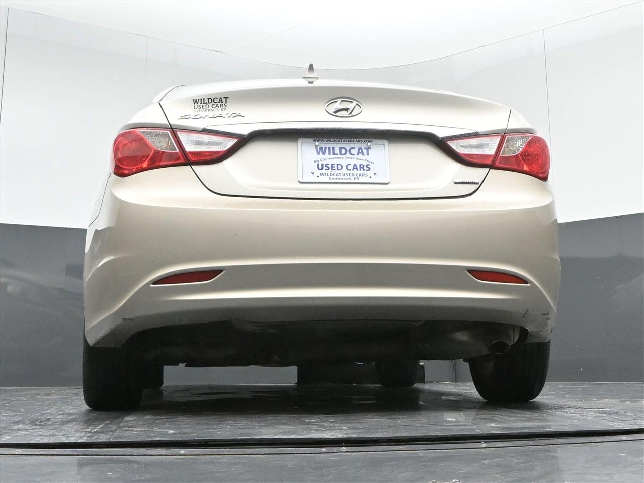 Hyundai Sonata Limited Auto 2011