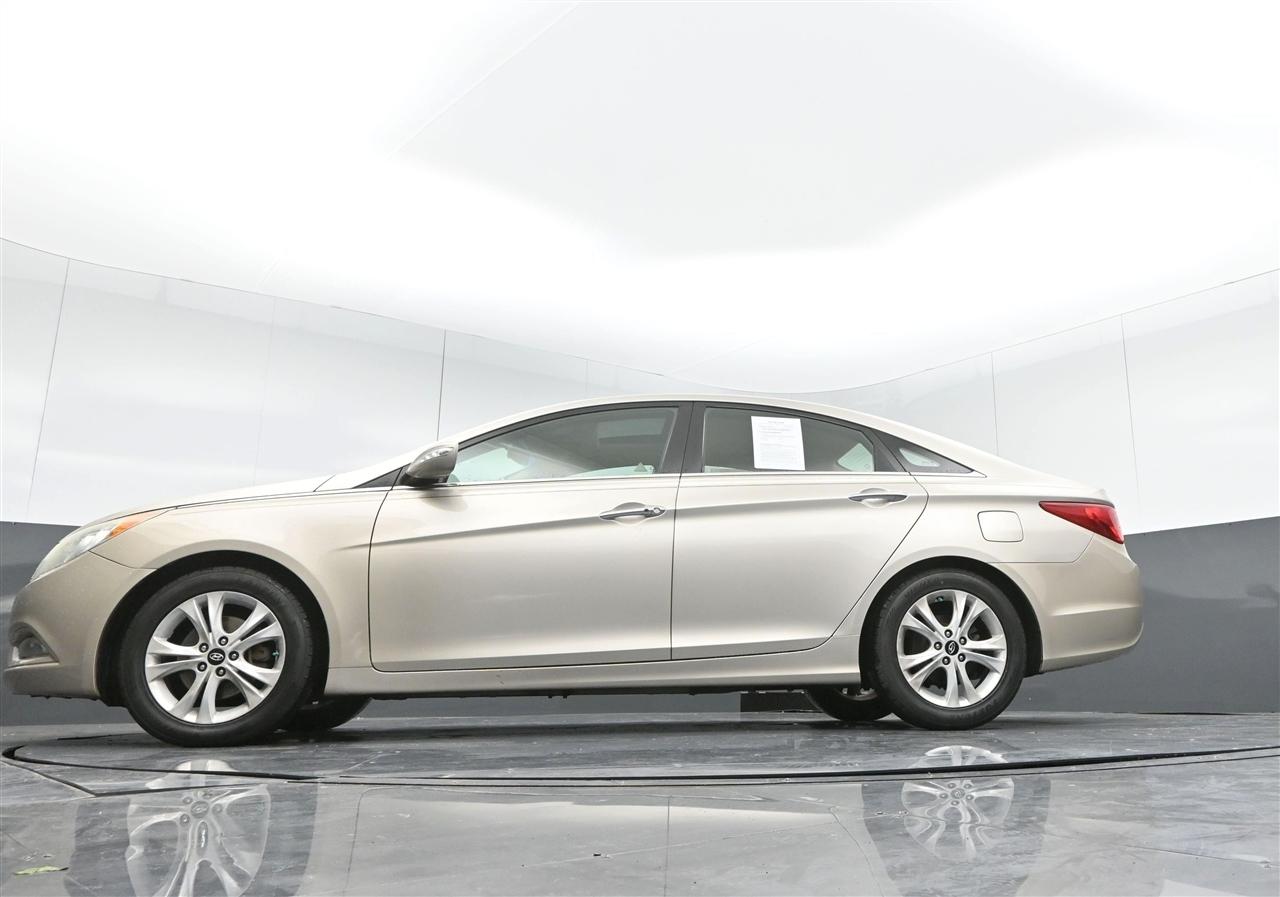 Hyundai Sonata Limited Auto 2011