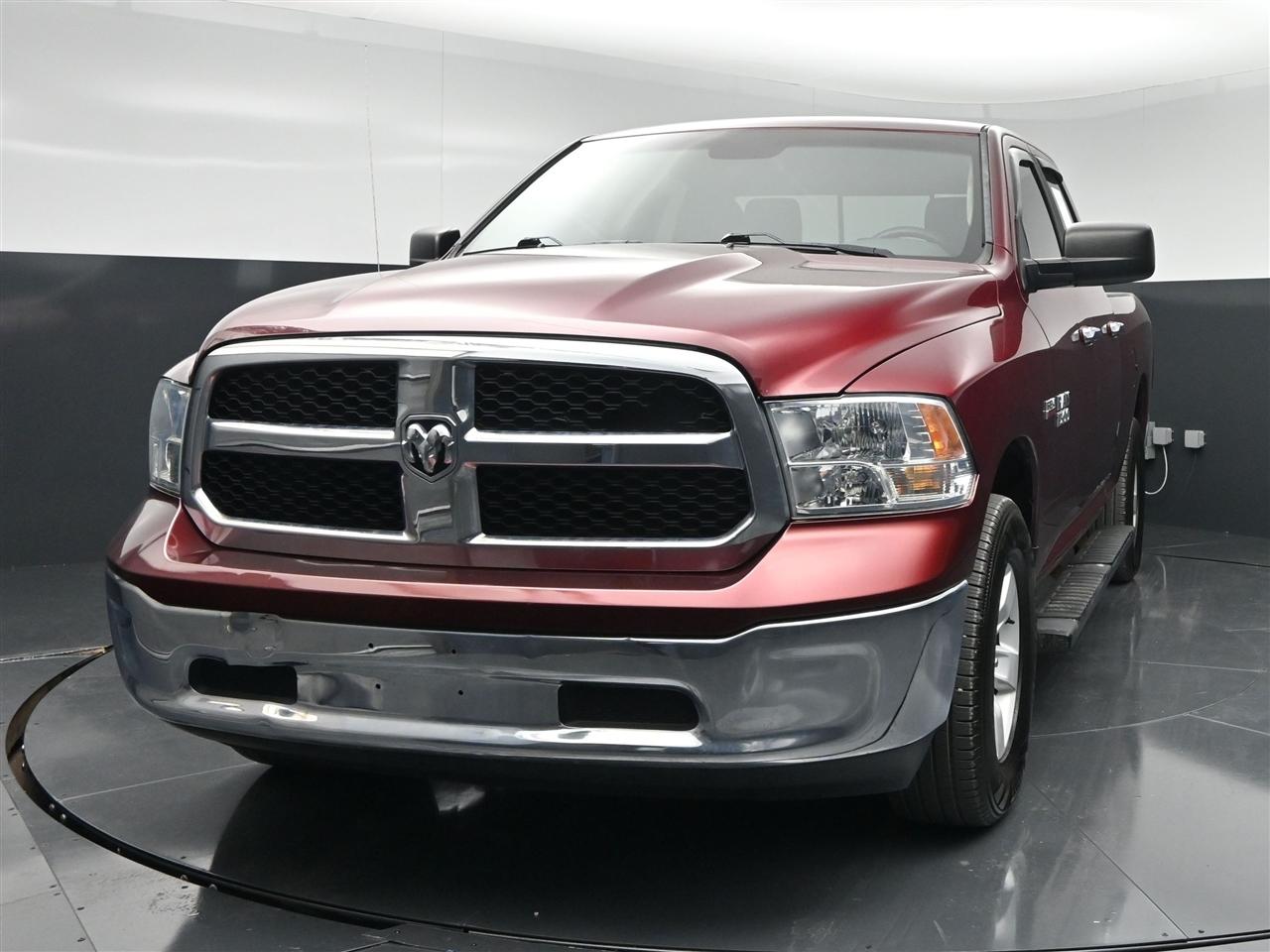 RAM 1500 SLT Quad Cab 4WD 2017