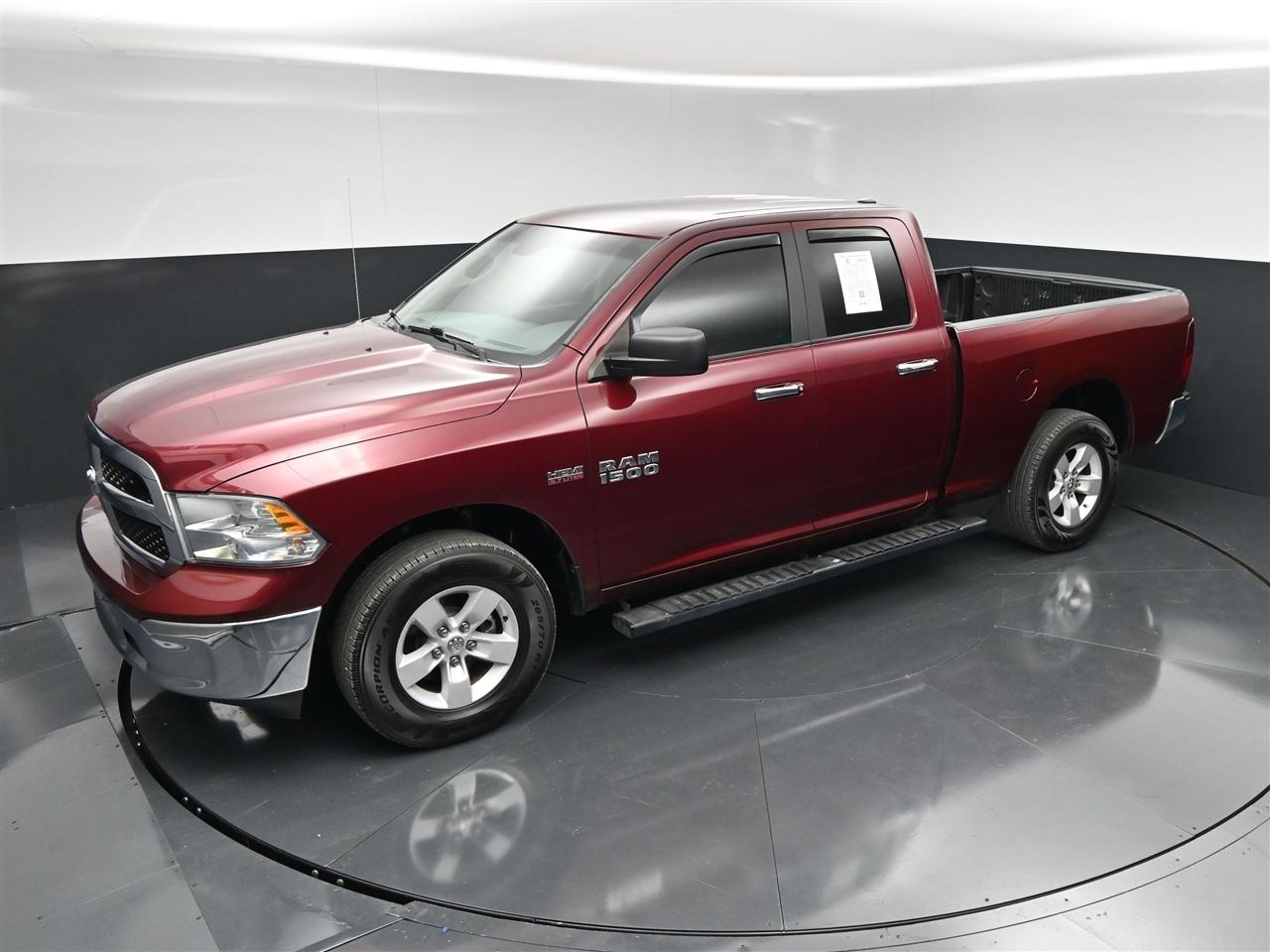 RAM 1500 SLT Quad Cab 4WD 2017