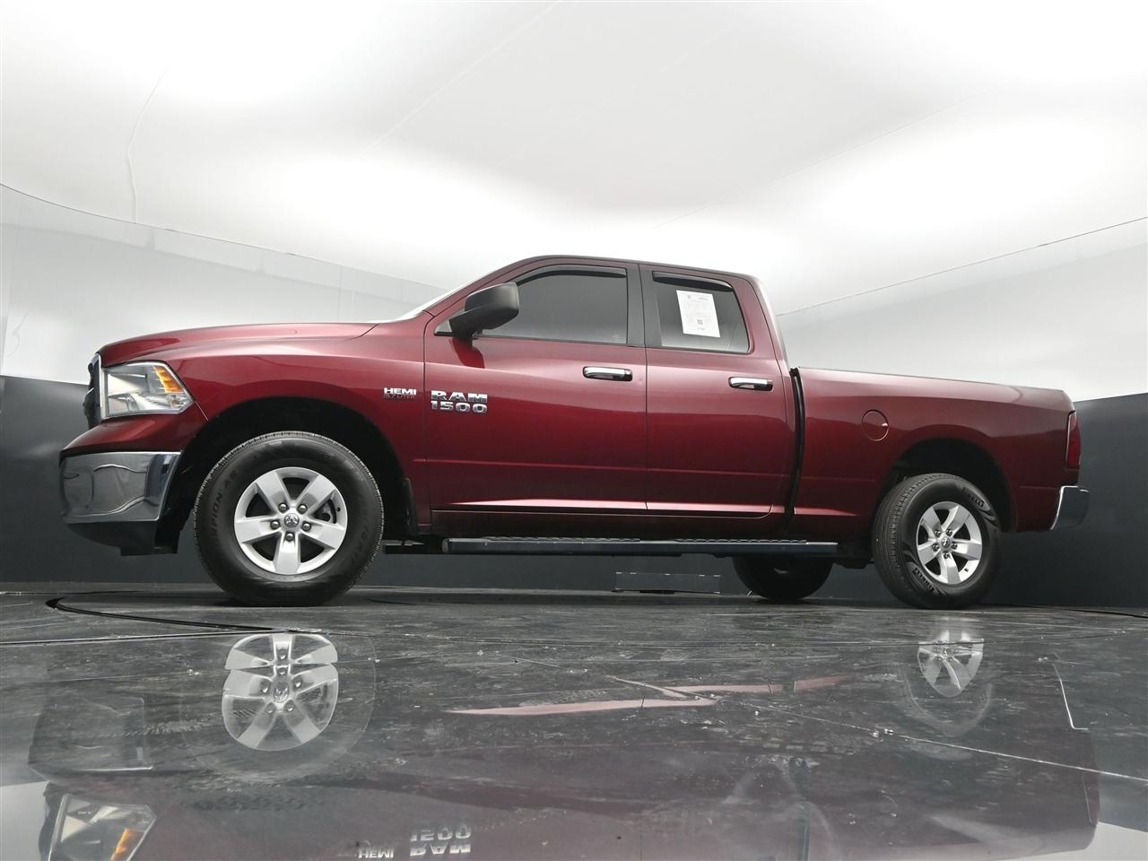 RAM 1500 SLT Quad Cab 4WD 2017