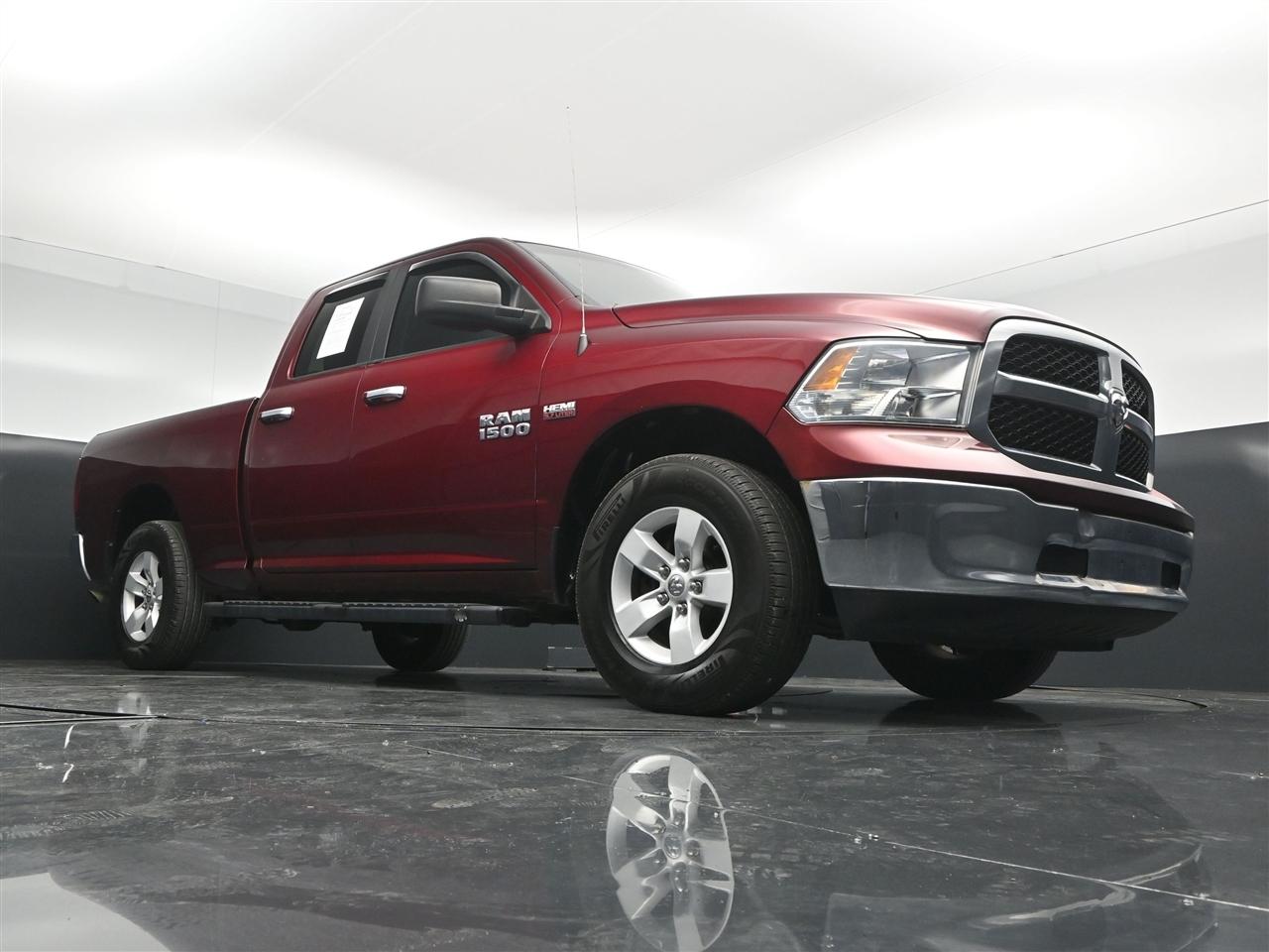 RAM 1500 SLT Quad Cab 4WD 2017