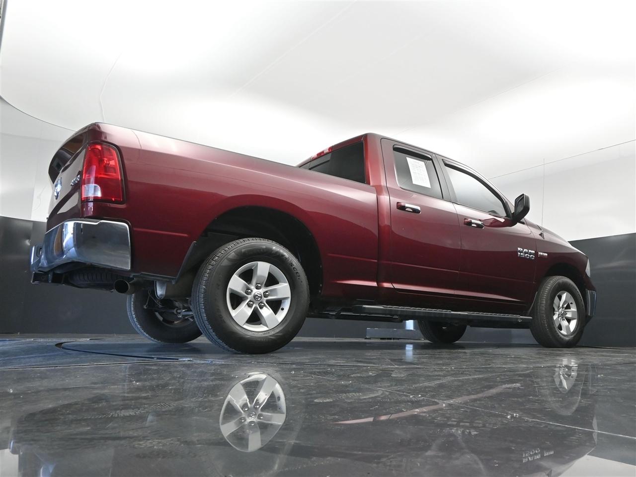 RAM 1500 SLT Quad Cab 4WD 2017