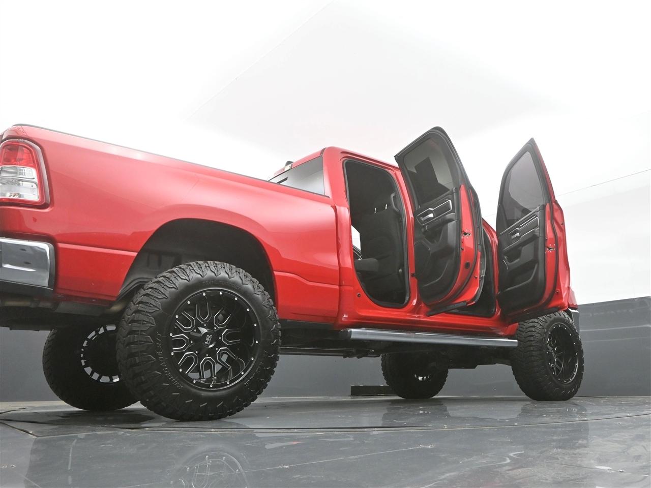 RAM 1500 Big Horn Quad Cab 4WD 2022