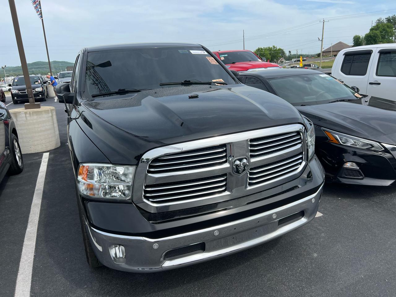 RAM 1500 Classic Tradesman Crew Cab SWB 4WD 2019