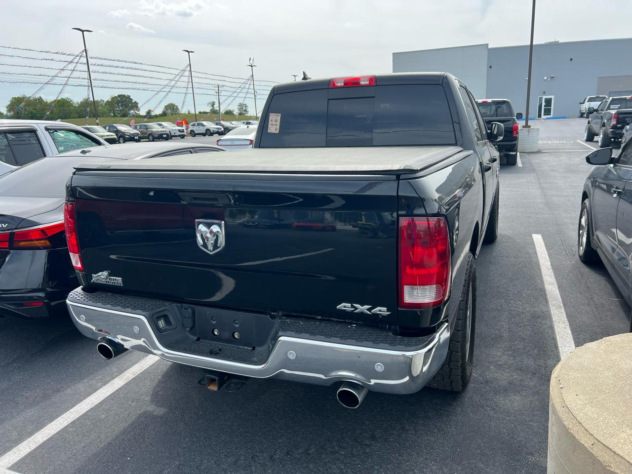 RAM 1500 Classic Tradesman Crew Cab SWB 4WD 2019