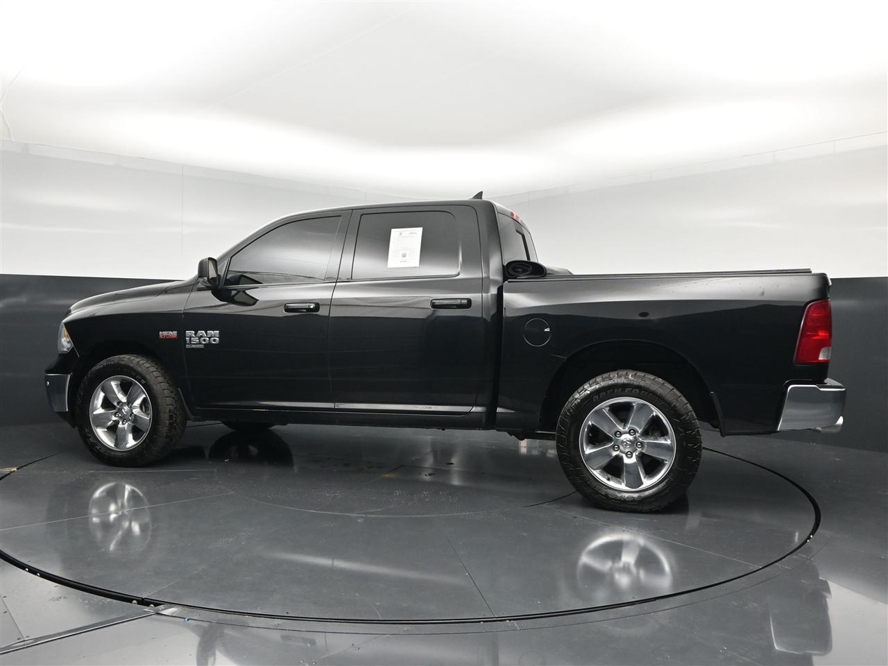 RAM 1500 Classic Tradesman Crew Cab SWB 4WD 2019