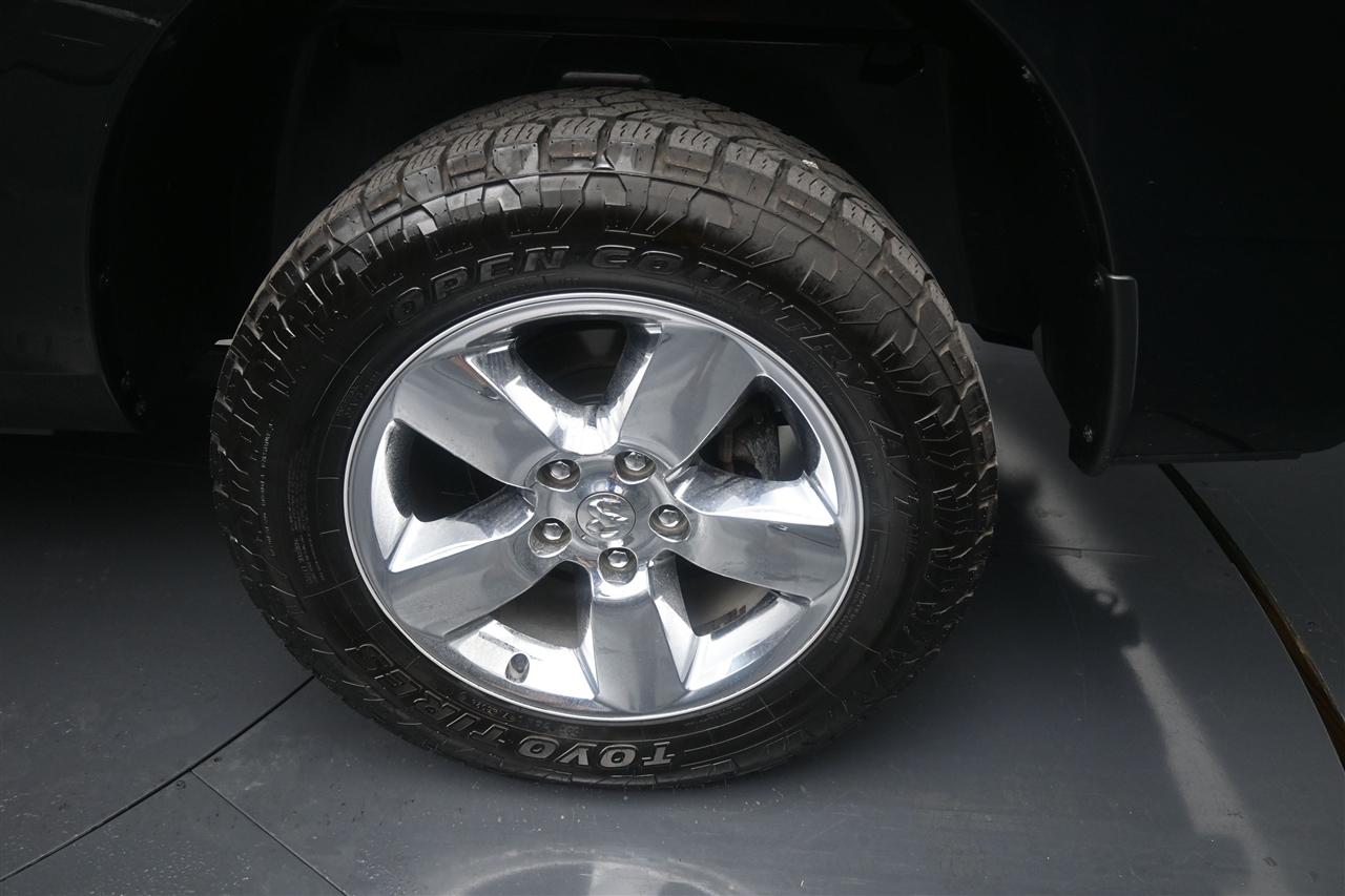 RAM 1500 Classic Tradesman Crew Cab SWB 4WD 2019