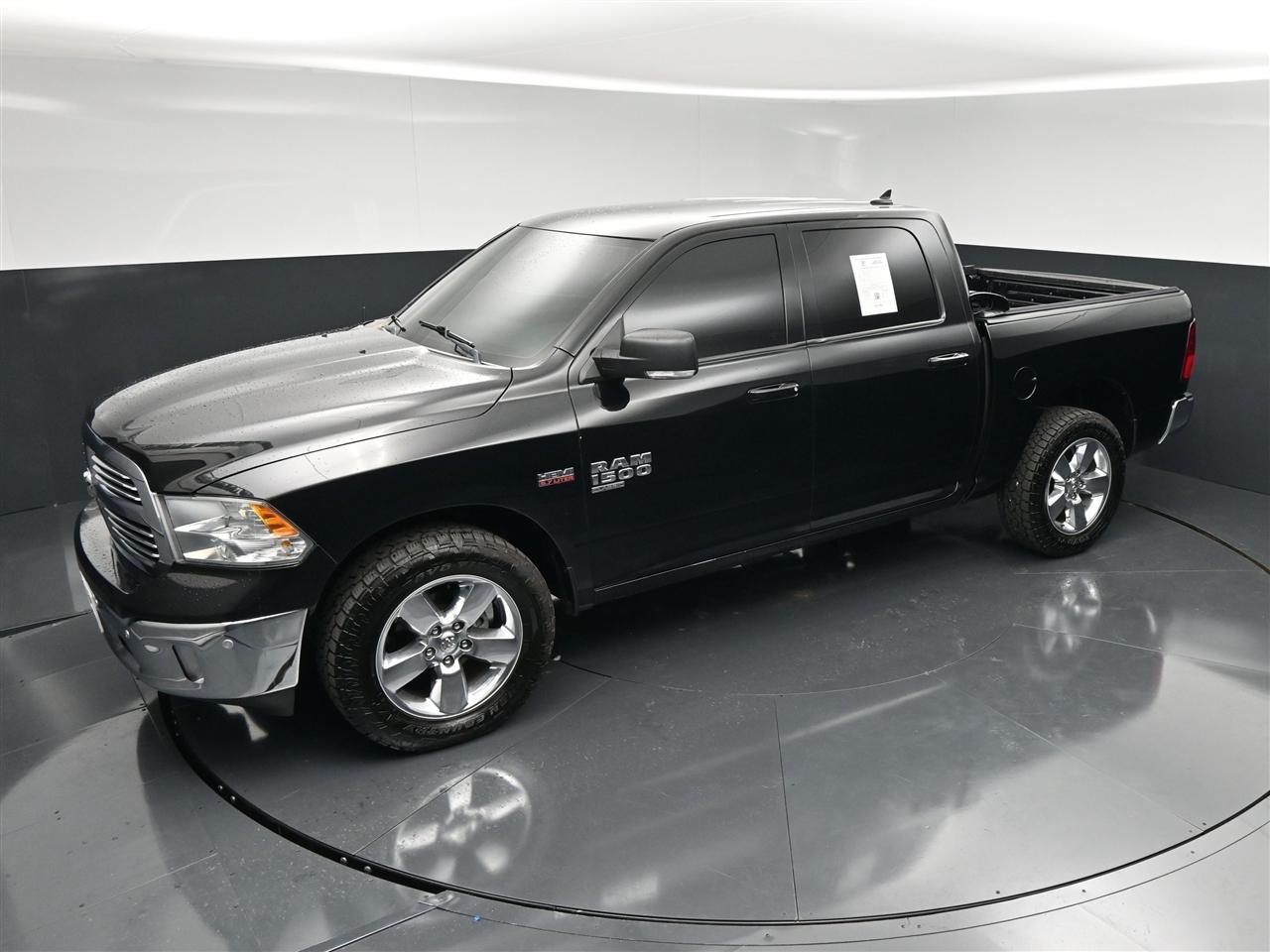 RAM 1500 Classic Tradesman Crew Cab SWB 4WD 2019