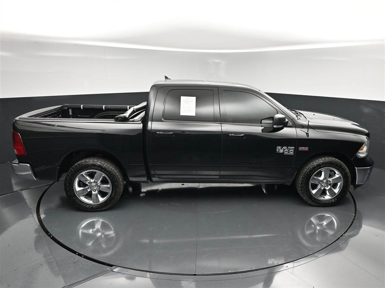 RAM 1500 Classic Tradesman Crew Cab SWB 4WD 2019
