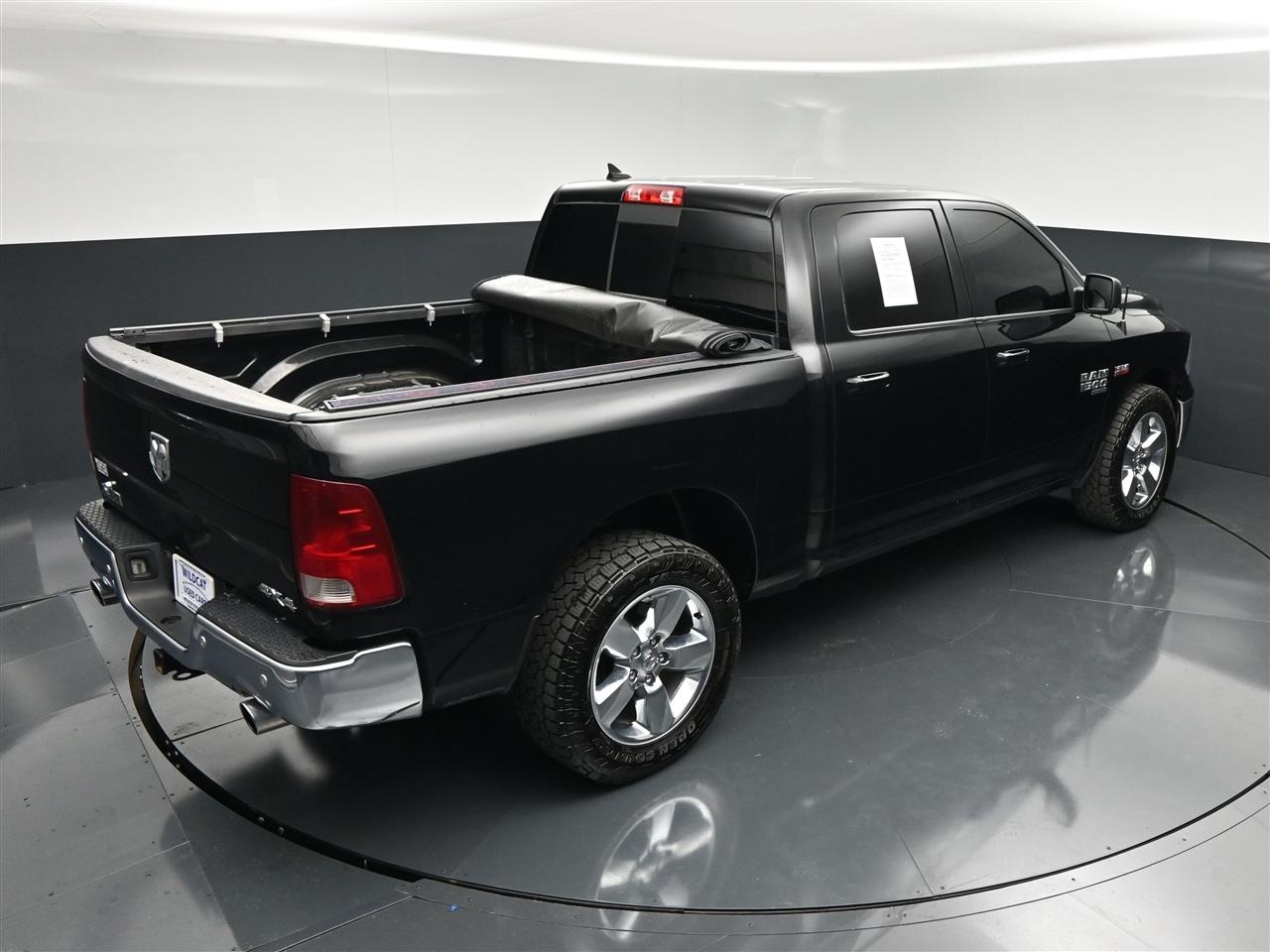 RAM 1500 Classic Tradesman Crew Cab SWB 4WD 2019