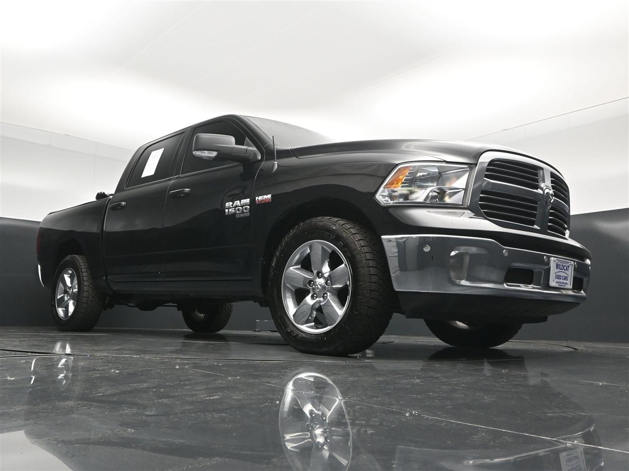 RAM 1500 Classic Tradesman Crew Cab SWB 4WD 2019