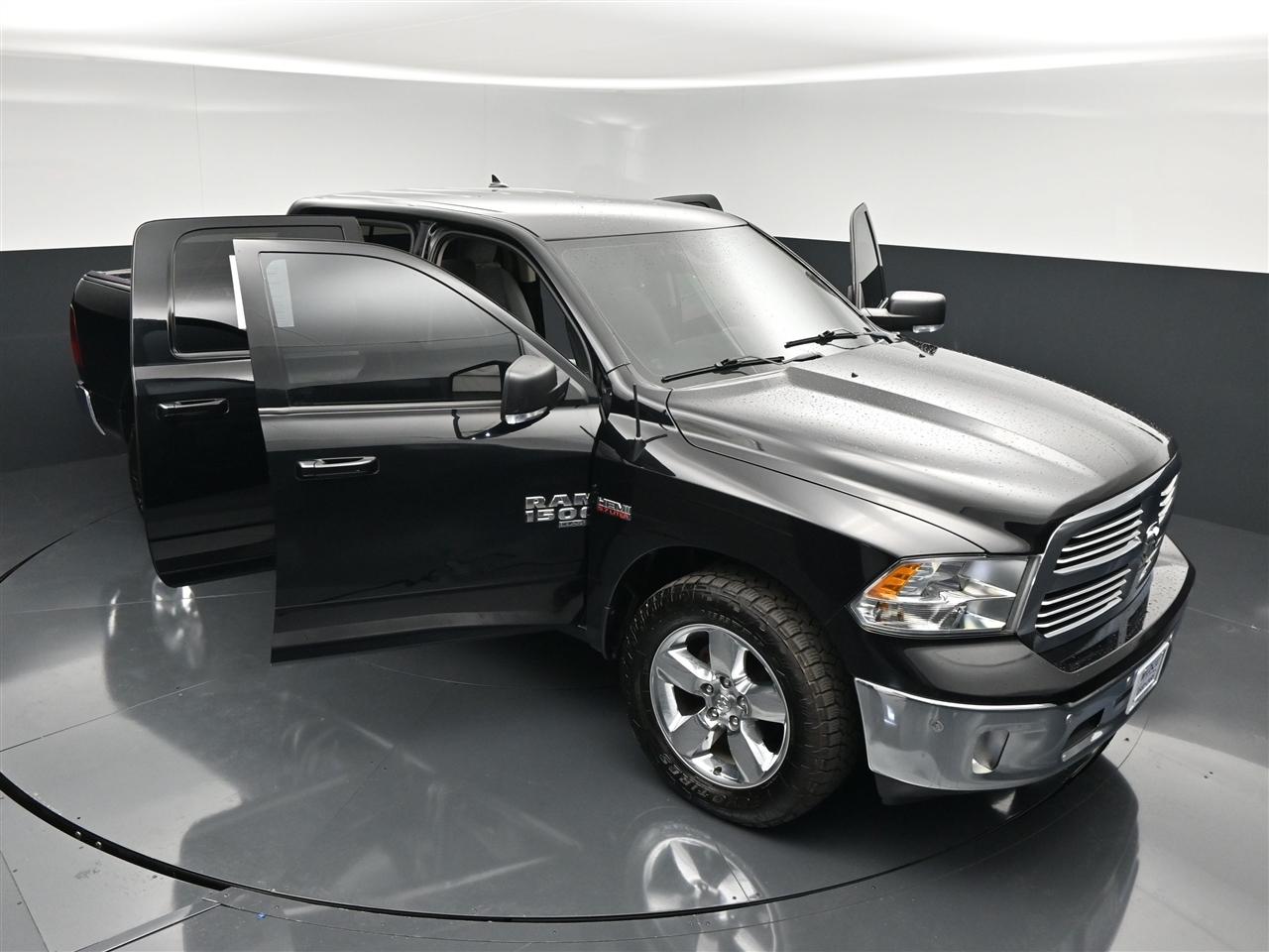 RAM 1500 Classic Tradesman Crew Cab SWB 4WD 2019