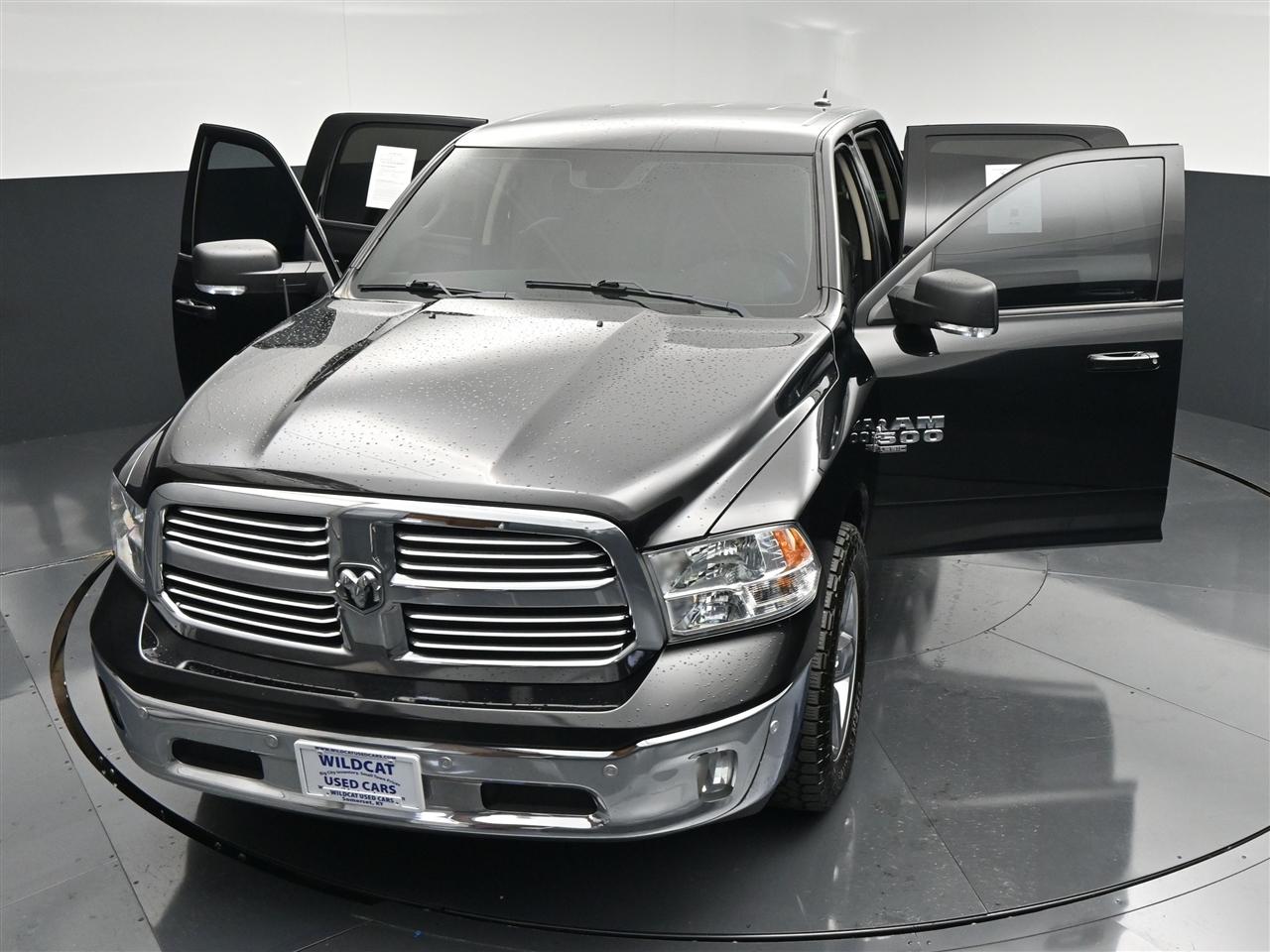 RAM 1500 Classic Tradesman Crew Cab SWB 4WD 2019