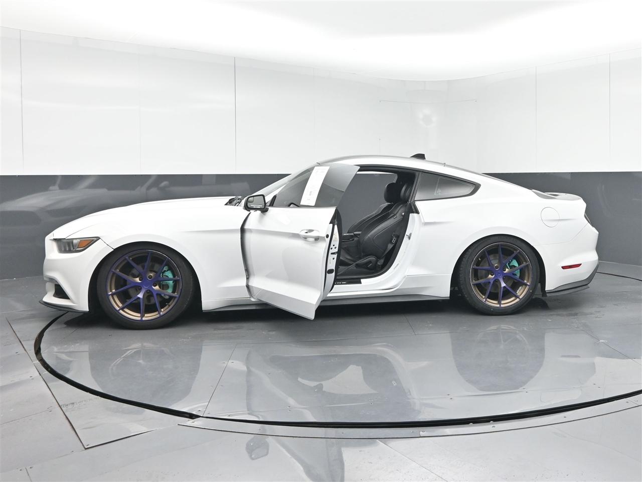 Ford Mustang EcoBoost Premium Coupe 2016