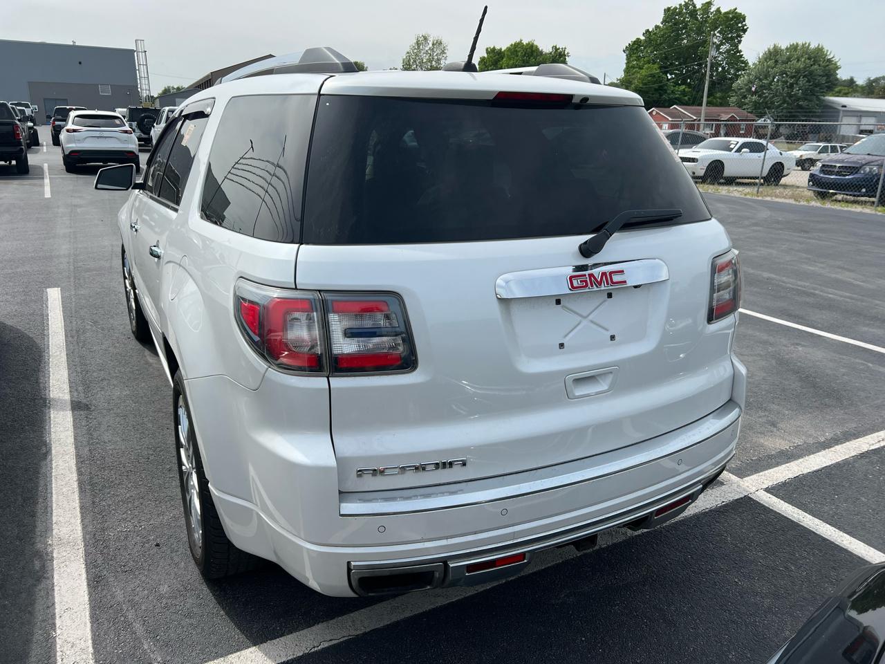 GMC Acadia Denali FWD 2016