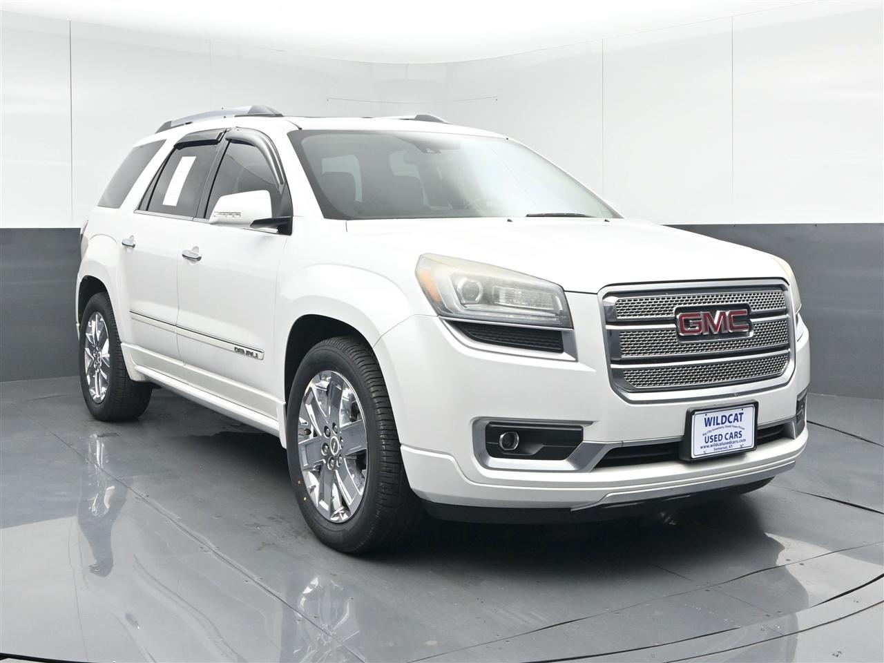 2016 GMC Acadia FWD Denali's photo