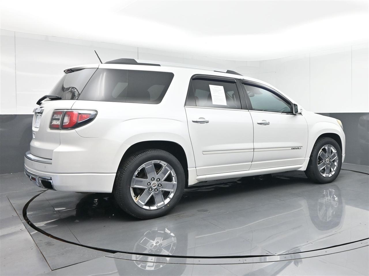 GMC Acadia Denali FWD 2016