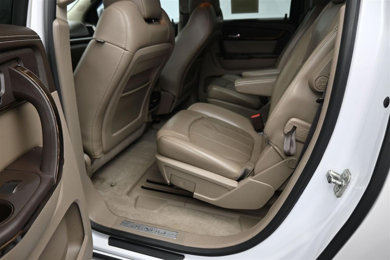 GMC Acadia Denali FWD 2016