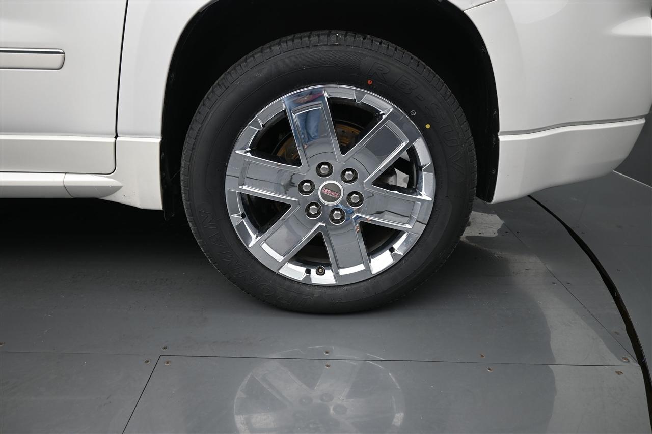 GMC Acadia Denali FWD 2016