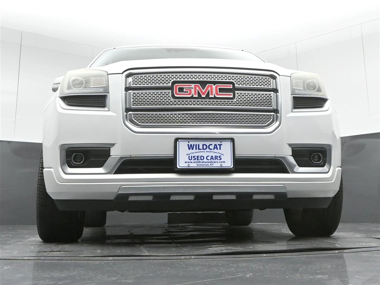 GMC Acadia Denali FWD 2016