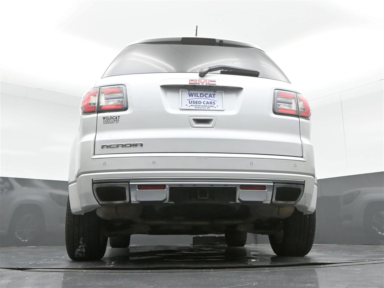GMC Acadia Denali FWD 2016