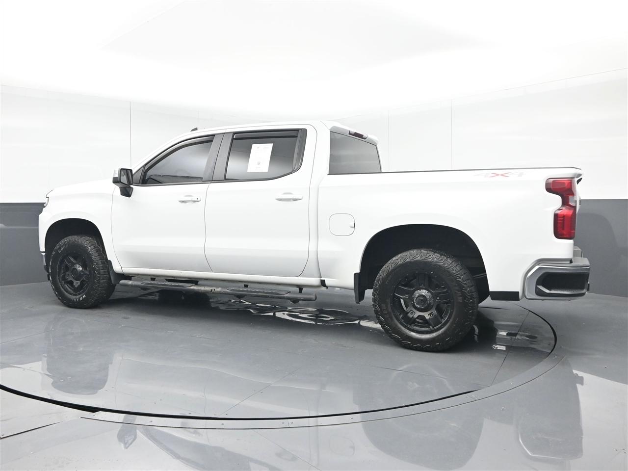 Chevrolet Silverado 1500 LT Crew Cab 4WD 2019