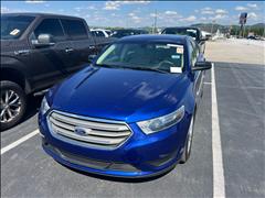 2015 Ford Taurus 
