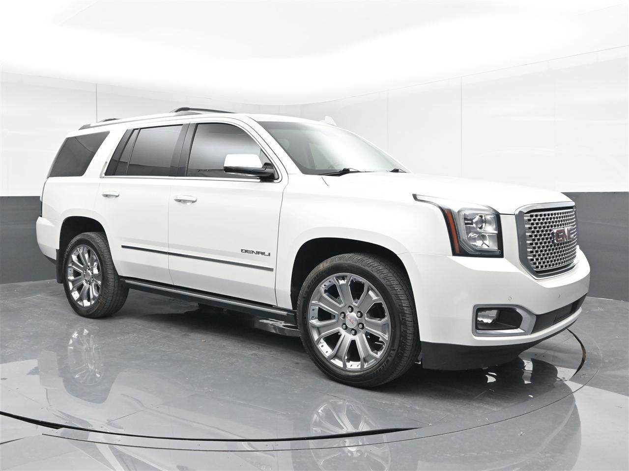 GMC Yukon Denali 4WD 2017