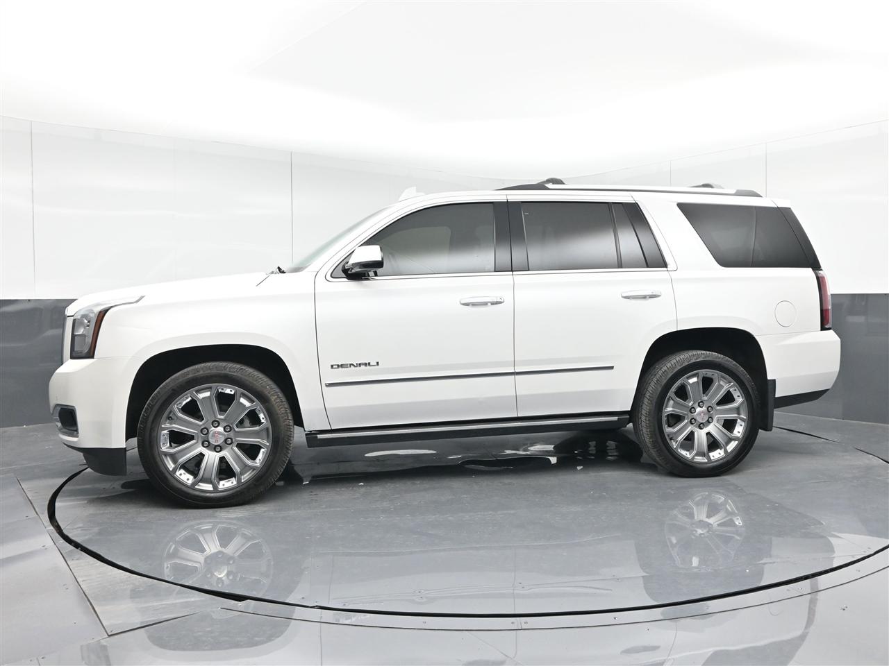 GMC Yukon Denali 4WD 2017