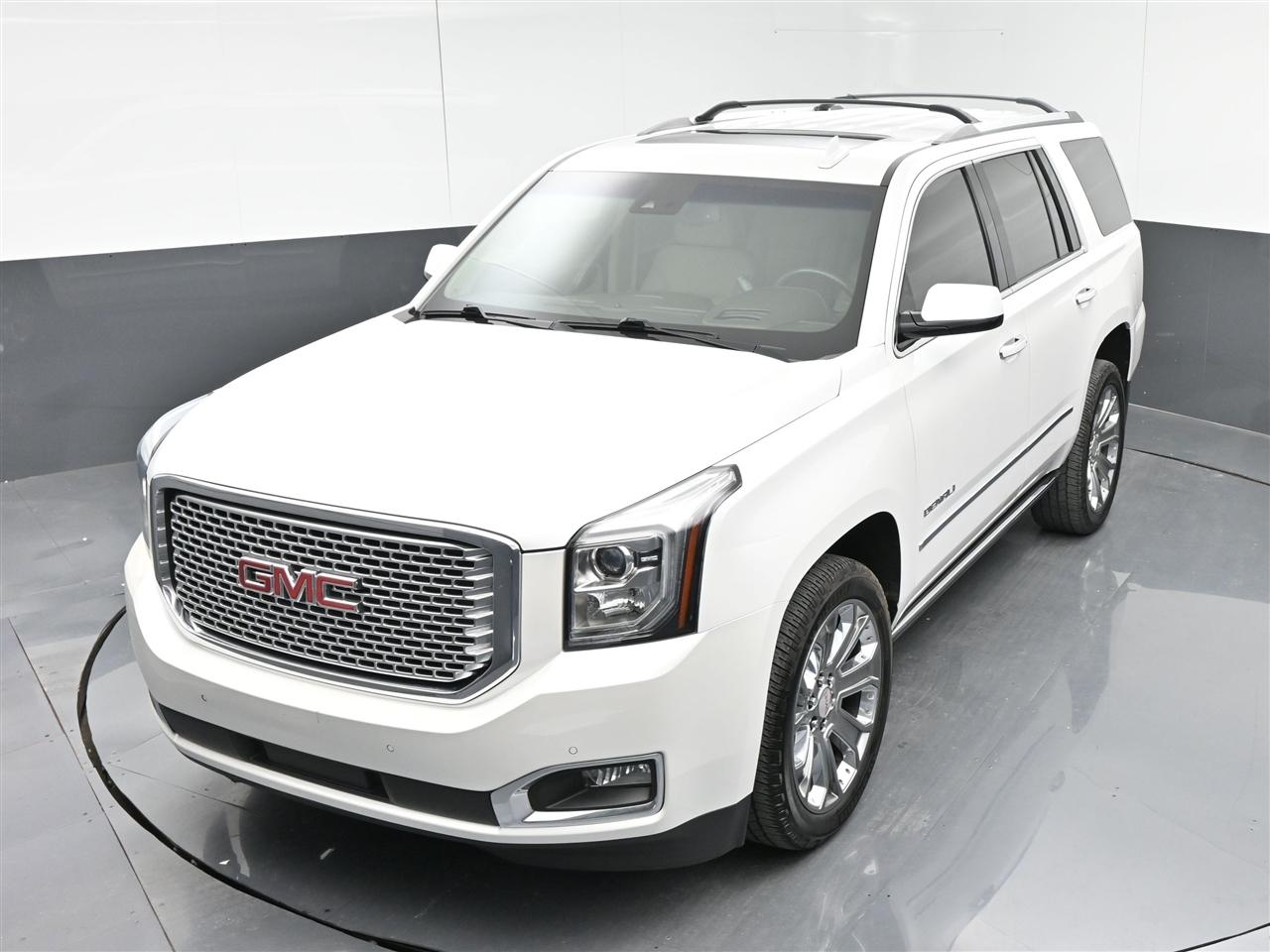 GMC Yukon Denali 4WD 2017
