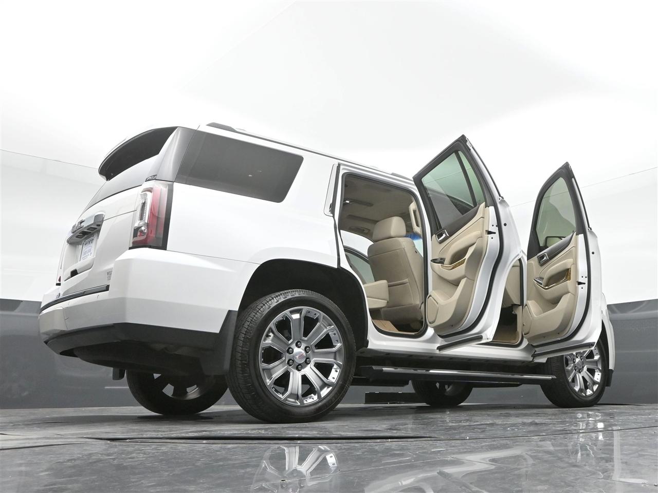 GMC Yukon Denali 4WD 2017