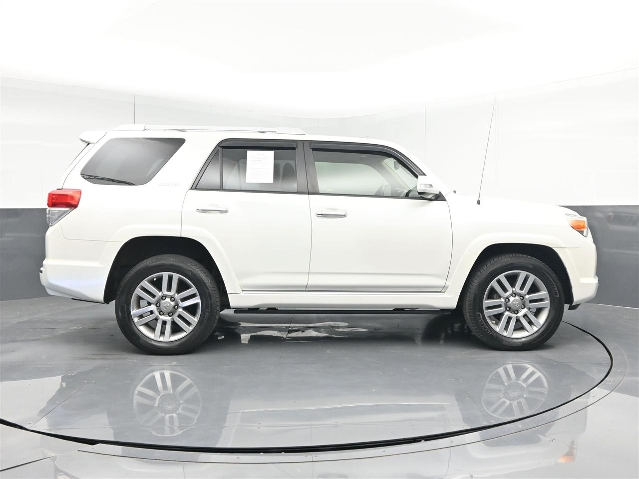 Toyota 4Runner Limited 4WD V6 2013
