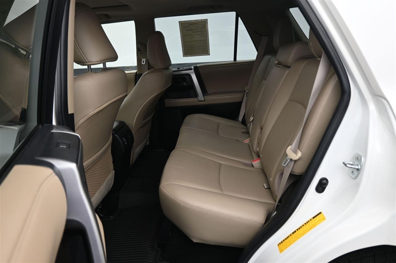 Toyota 4Runner Limited 4WD V6 2013