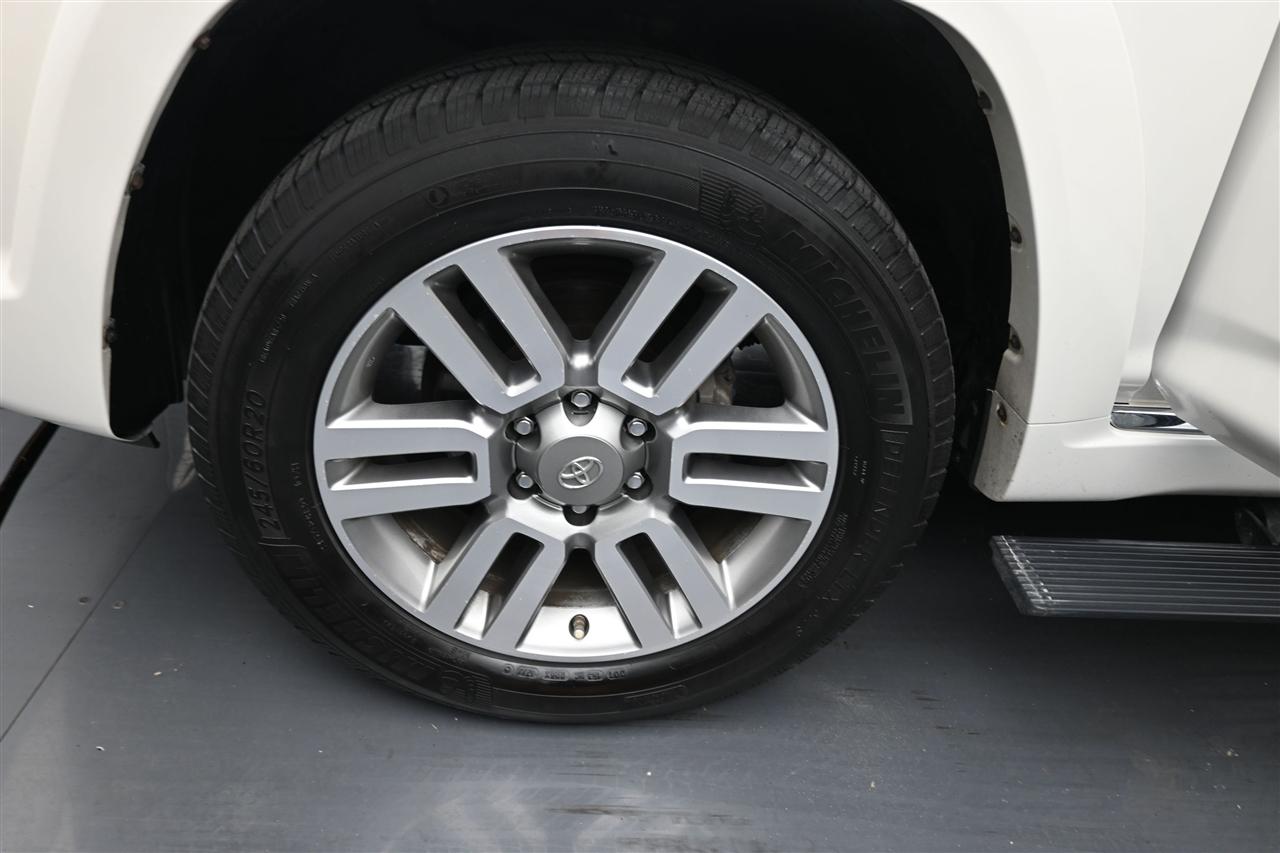 Toyota 4Runner Limited 4WD V6 2013