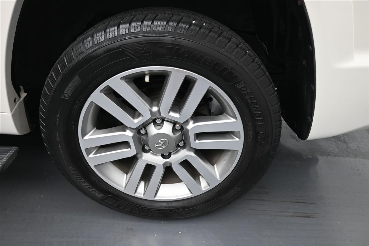 Toyota 4Runner Limited 4WD V6 2013