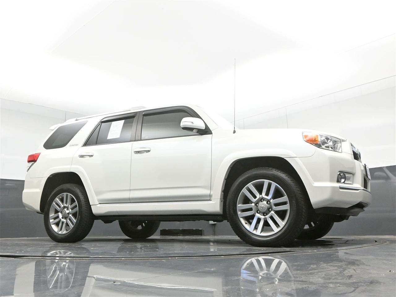 Toyota 4Runner Limited 4WD V6 2013