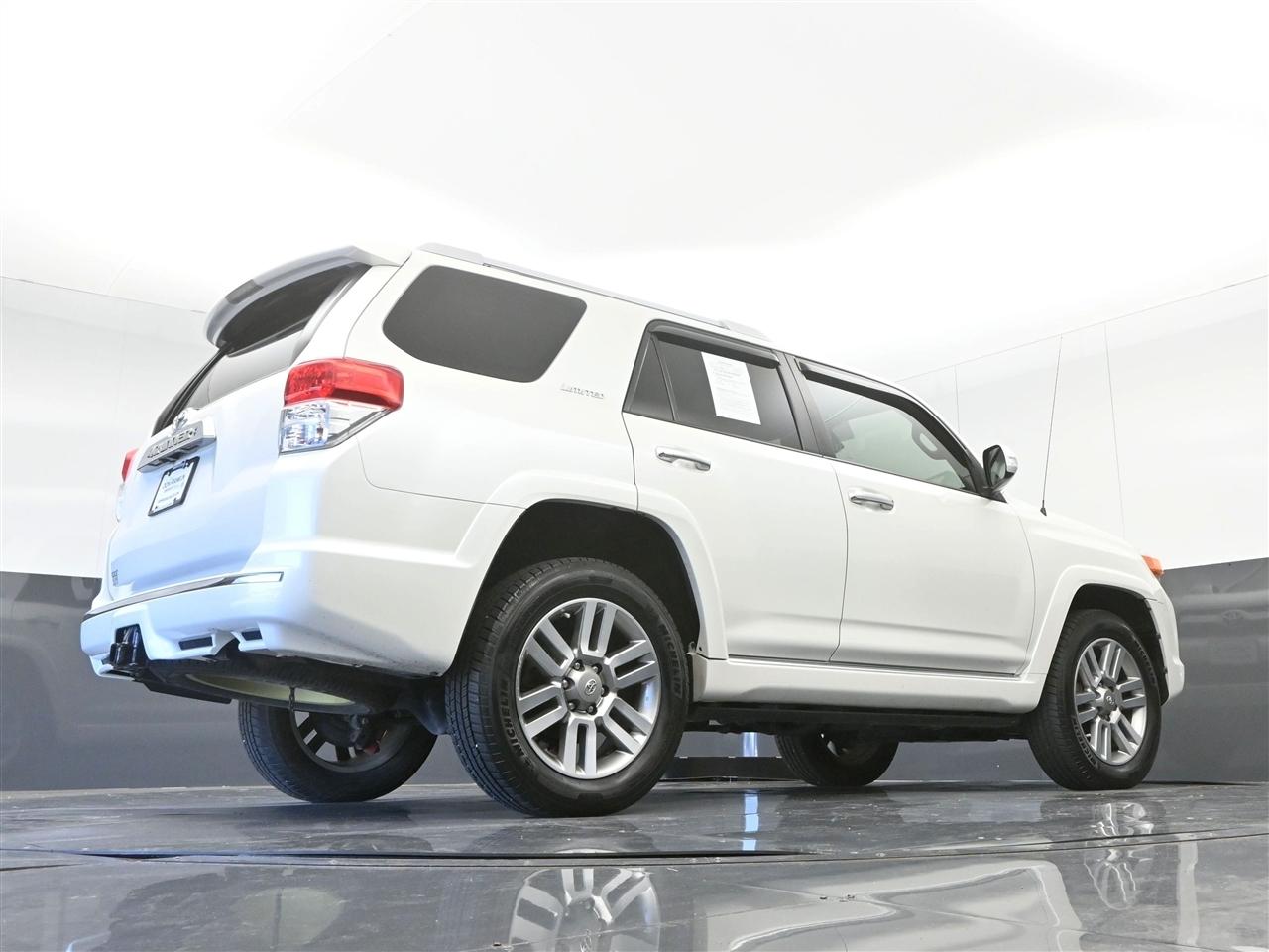 Toyota 4Runner Limited 4WD V6 2013