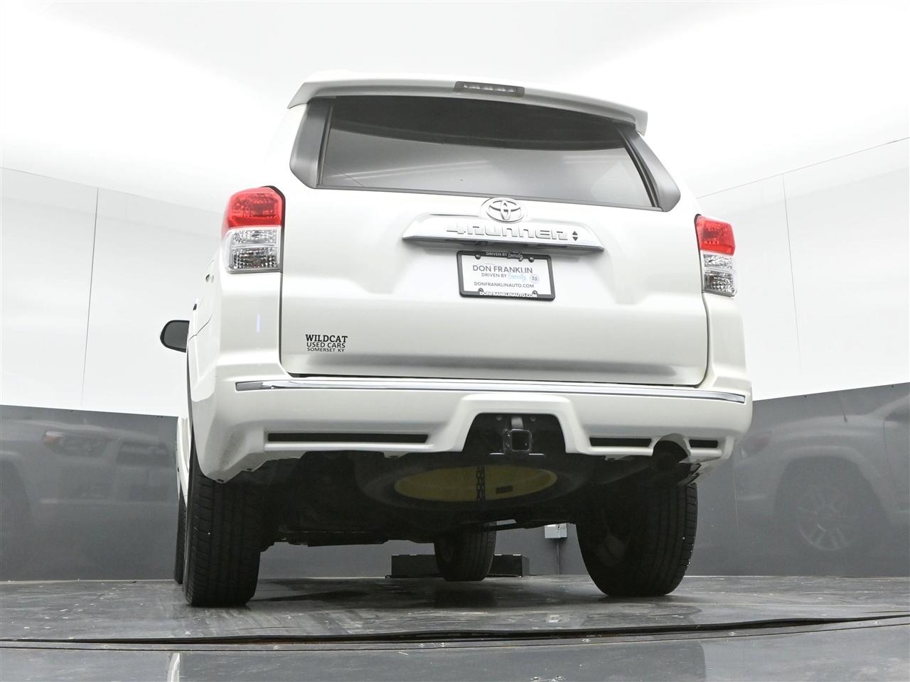 Toyota 4Runner Limited 4WD V6 2013